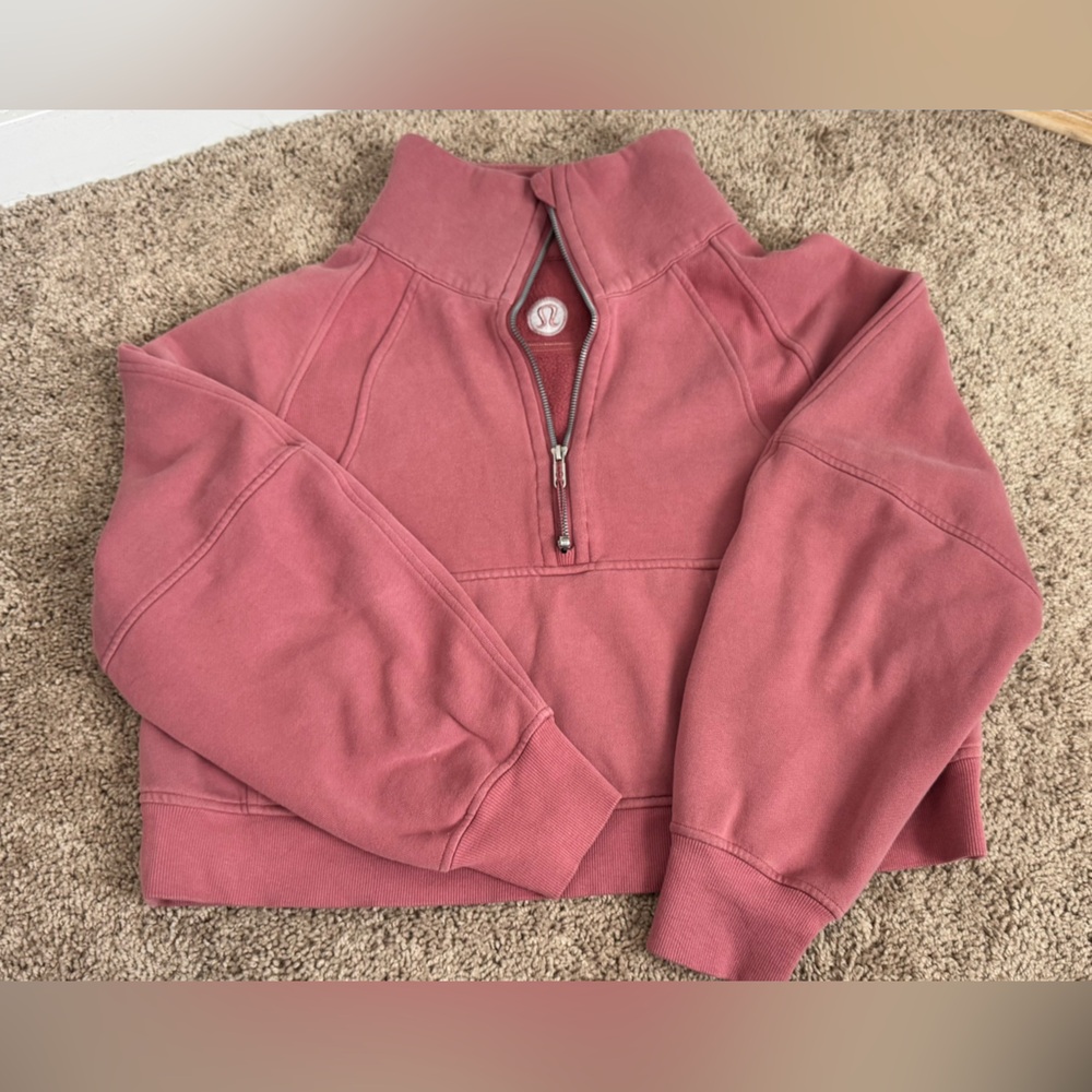 Lululemon Athletica Size M/L Women’s Scuba pop neck pullover